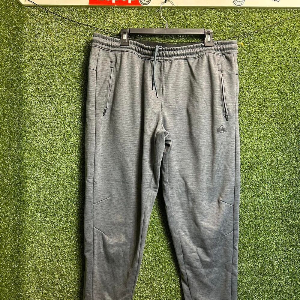 Quiksilver Men's Grey and Green Joggers-tracksuits